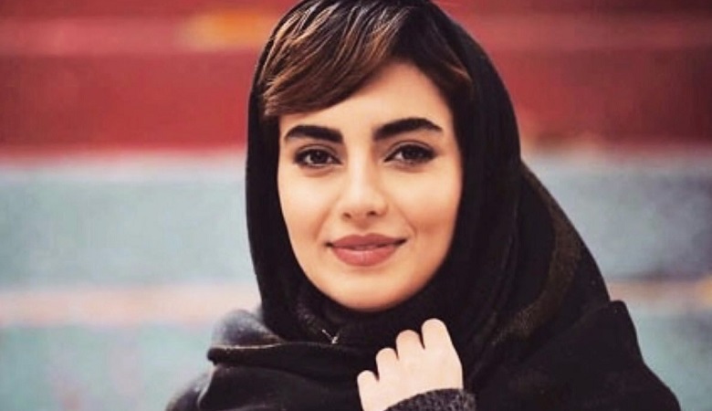 عکس/ مهشید جوادی و لبخند زورکی بر لب