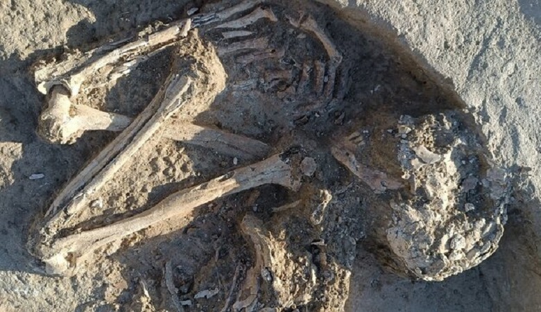 تصاویر/ معمای گورستانی عجیب در اردبیل