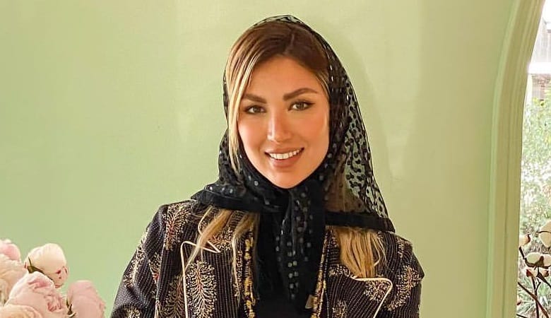 عکس/ لباس سرهمی و شیک مینا مختاری همسر بهرام رادان