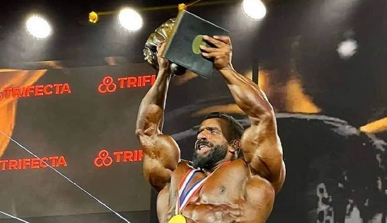 زد و خورد شدید “هادی چوپان” روی استیج جنجالی شد