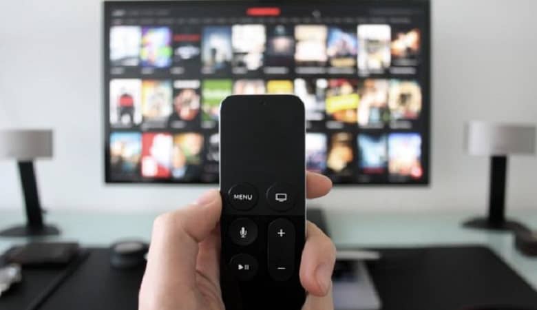 قانون شکنی عجیب مجری صداوسیما در لباس پوشیدن! /عکس