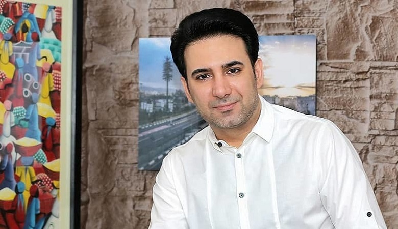 عکس/ درخواست متفاوت علی کریمی برای آزادی شاهین صمدپور