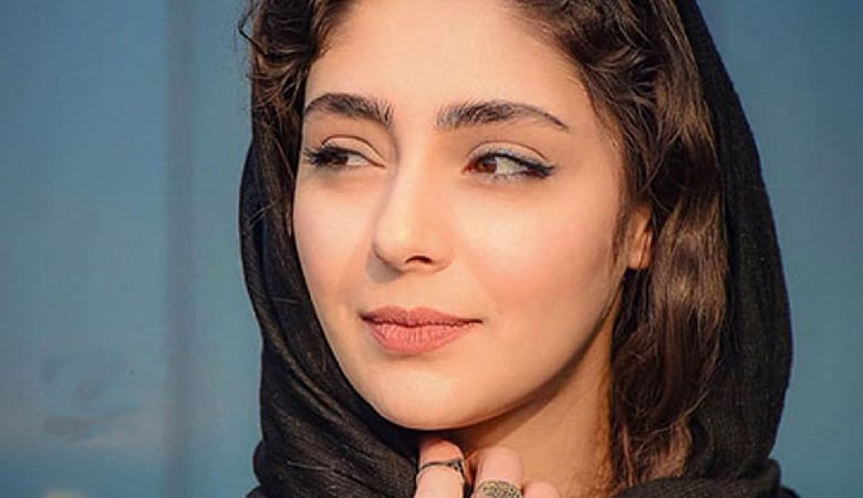 هستی مهدوی فر چتری در برابر هستی مهدوی فر فرفری!