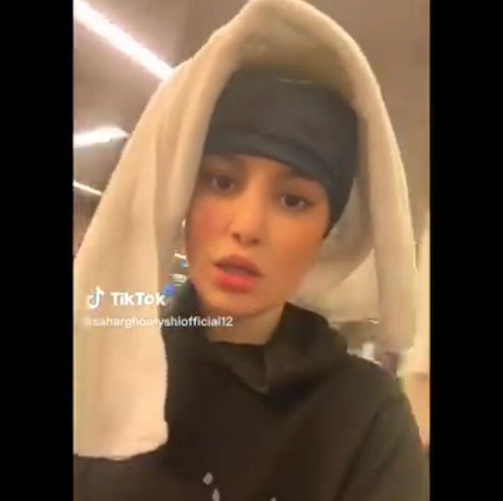 ریخت و قیافه عجیب “سحر قریشی” در باشگاه ورزشی دبی/ عکس