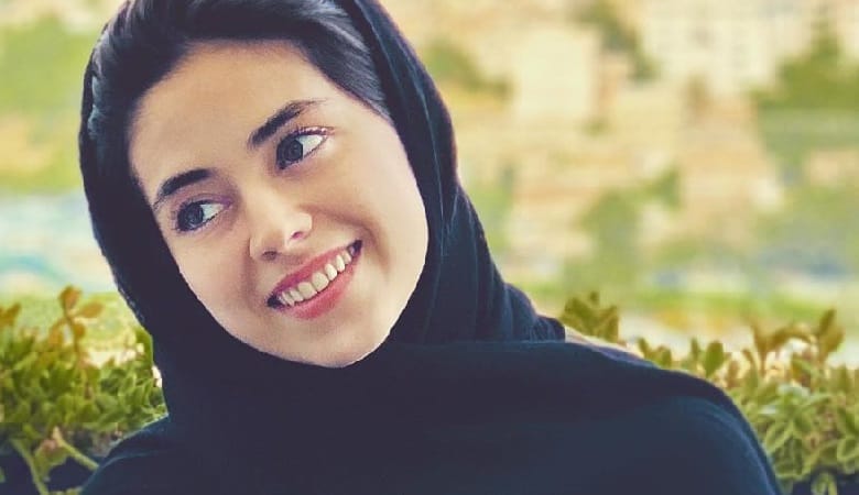 عکس/ وقتی خانم بازیگر داعشی پایتخت تمرین یوگا می‌کند!