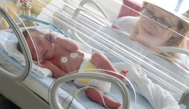 ویدئو/ لحظات دلهرهآور از زلزله ترکیه در اتاق نوزادان نارس