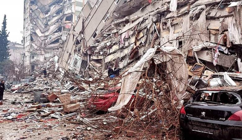 عکسی وحشتناک از سیاه شدن دریای مصر بعد زلزله ترکیه / تصویر