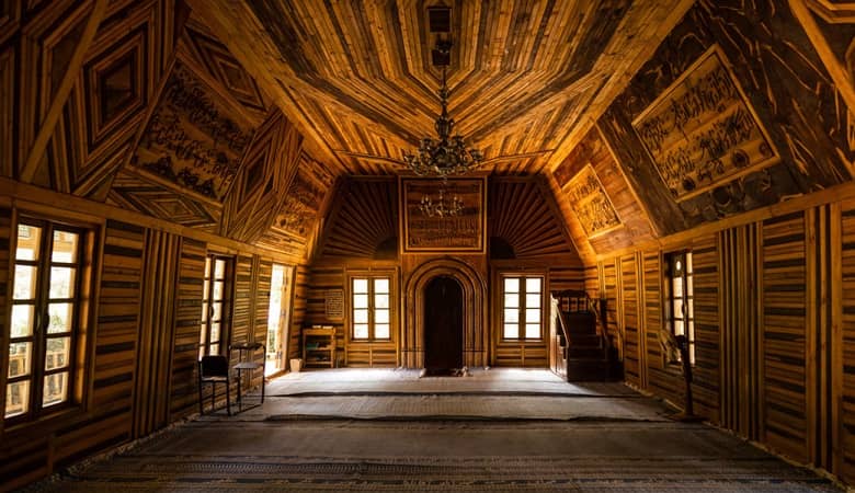 تنها روستای چوبی ایران که 8 ریشتر زلزله را هم تحمل می کند! +عکس