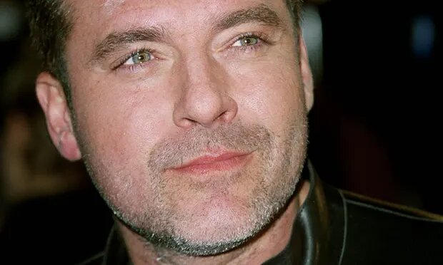 وضعیت بحرانی “آقای بازیگر مشهور” خبرساز شد/ عکس