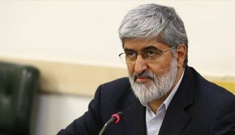 عکس سلبریتی ها با مجسمه بیتا فرهی