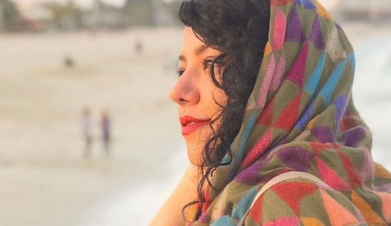 عکس/ حضور پریچهر قنبری با لباس راحت در دشت و دمن!