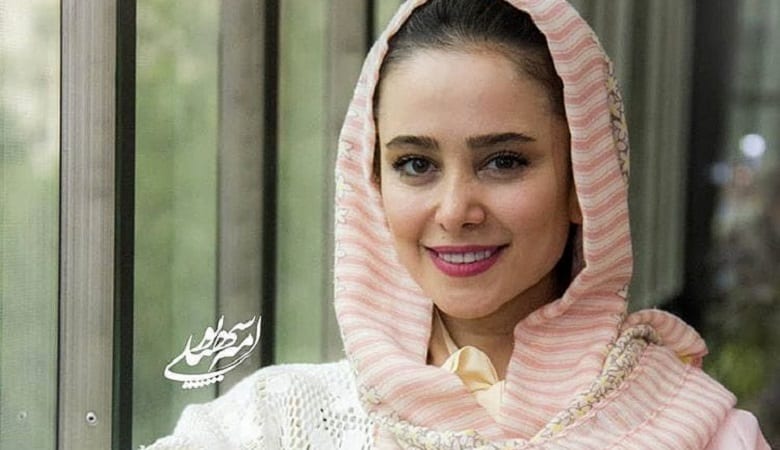 عکس/ الناز حبیبی با برادرش که انگار بادیگاردش است!