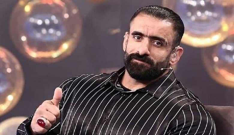 متلک جنجالی هادی چوپان به مهاجرت ورزشکاران: جنبه نداشتند!