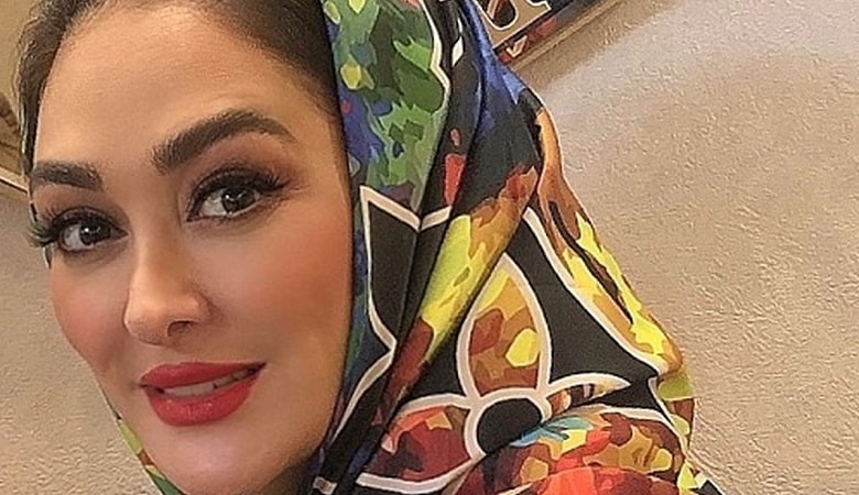 عکس/ الهام حمیدی و رونمایی از مانتوی نوروزی!