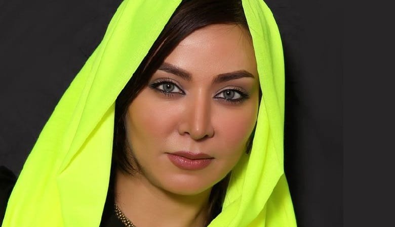 تصاویر/ خانم بازیگر با خواهران چشم رنگی اش!