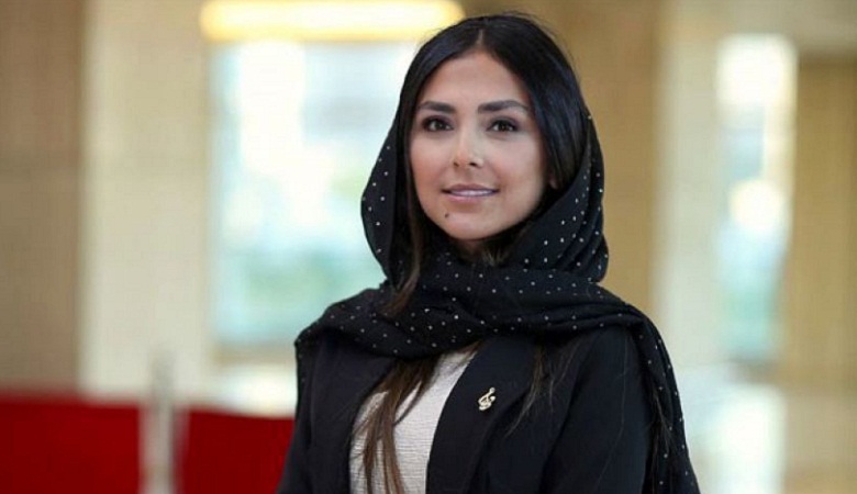 توئیت معنادار “خانم بازیگر ایرانی” درباره وضعیت حجاب/ عکس