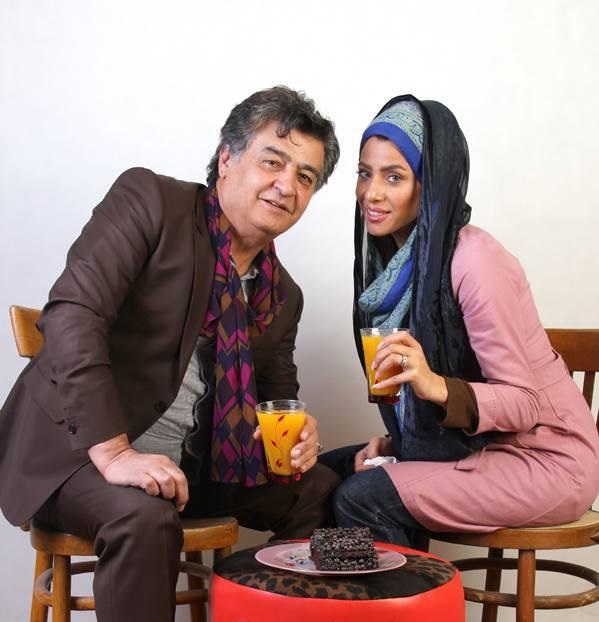 با دیدن این عکس عاشقانه “رضا رویگری” و همسر جوانش شوکه می شوید/ تصویر