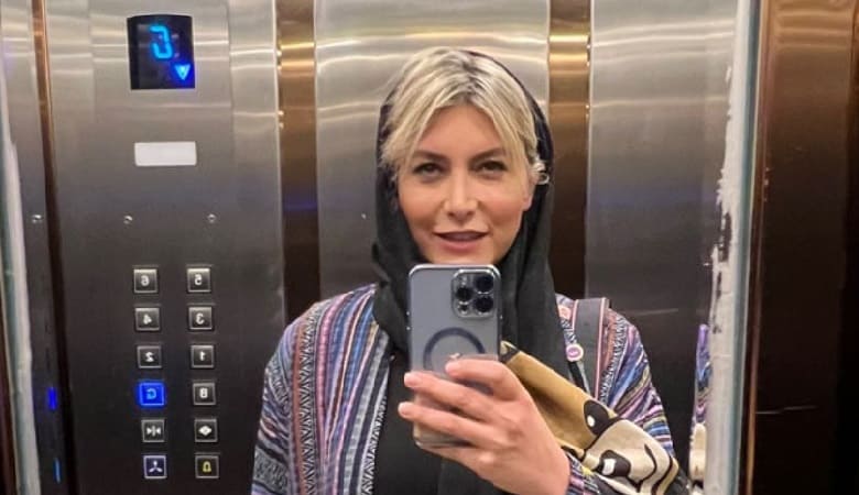 چرا در آسانسور آینه نصب می‌کنند؟