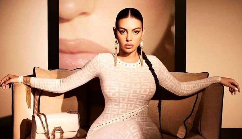 شغل جدید نامزد رونالدو در عربستان همه را متعجب کرد!+عکس