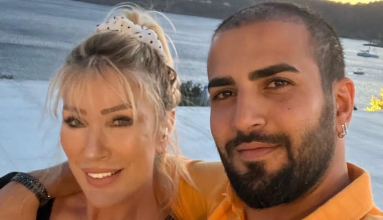 ژست خانم خواننده ترک و شوهر 25 سال جوانترش!