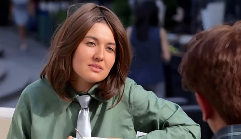 عکس‌های خاص بازیگر خارجی با اماکن مذهبی ایران