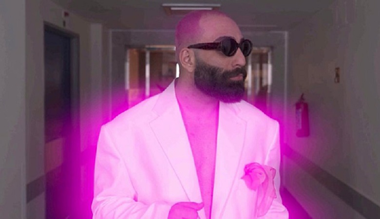 خواننده تبرئه شده در دام سایت های قمار افتاد؟