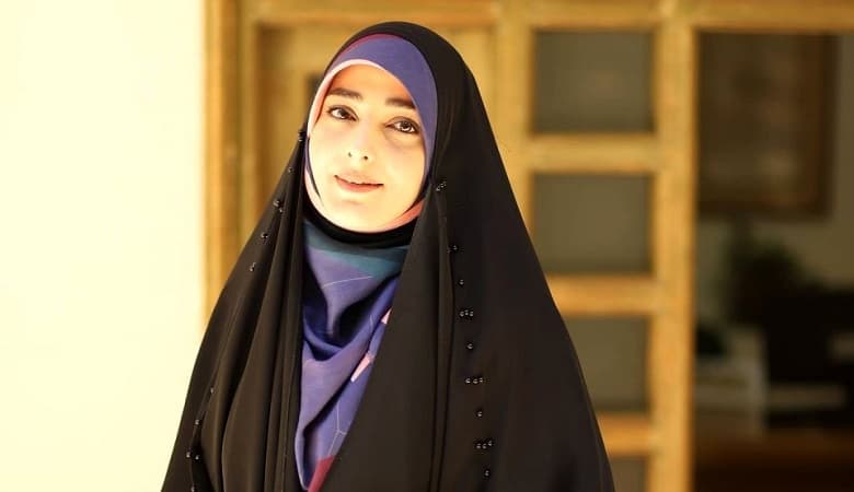 عکس/ مجری چادری بالاخره از پسر شوهرش رونمایی کرد!