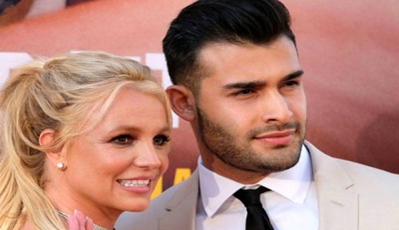 خواننده مشهور برای اولین بار روابطش با سلبریتی ها را فاش می کند