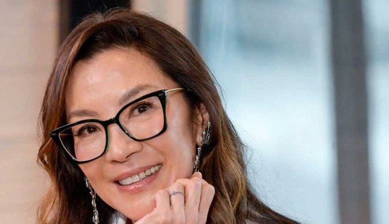 تصاویری عجیب از تیپ “خانم بازیگر معروف”  در جشنواره کن