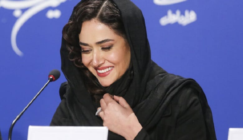 عکس/ پریناز ایزدیار با ظاهر جدید در ملا عام!