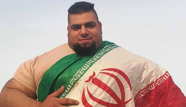 عکس/ کامنت جنجالی حسین ماهینی پای پست سجاد غریبی هالک ایرانی