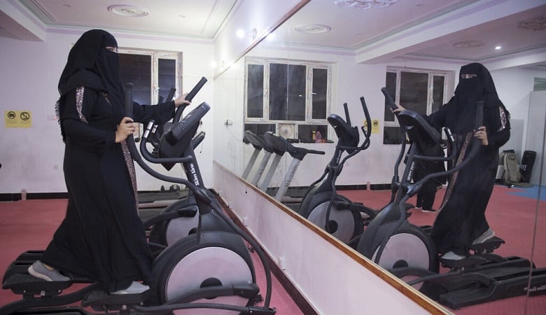 تصاویر/ قاب‌های بسیار جذاب از ورزش بانوان افغان در حکومت طالبان