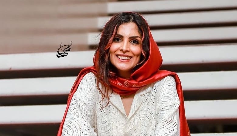 عکس/ خانم بازیگر را با این تیپ شیک و خاص ندیده اید!