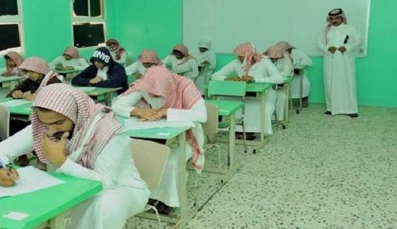 عکس/ با دیدن تغذیه امتحان عربستانی‌ها حیرت می‌کنید!