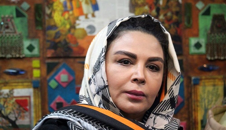 موتور سواری خانم بازیگر با تیپ متفاوت جنجال برانگیز شد+عکس