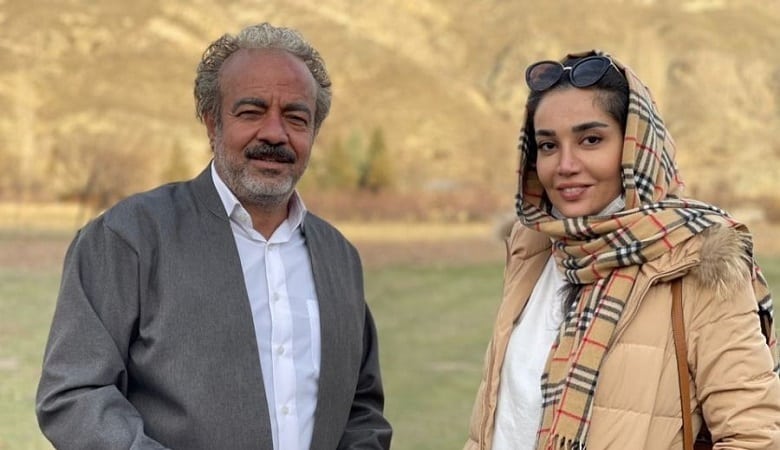 عکس/ تیپ لب دریا و جنجالی خانم وکیل نون. خ