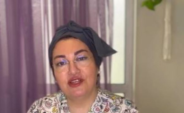 واقعا “خانم مجری صدا و سیما” در دنیای واقعی این تیپی است/ عکس