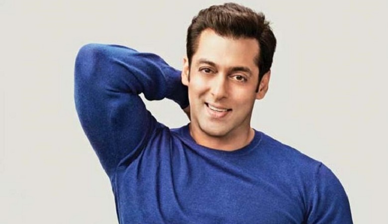 ابراز محبت سلمان خان به دختر معلول ایرانی/ عکس