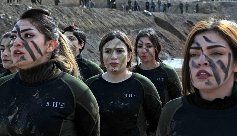 ویدئو/ ماجرای دردناک دختری که در محاصره داعش بود