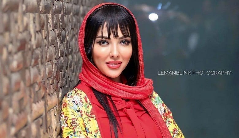 عکس/ لیلا اوتادی و تلاش برای نمایش استخر ویلایش!