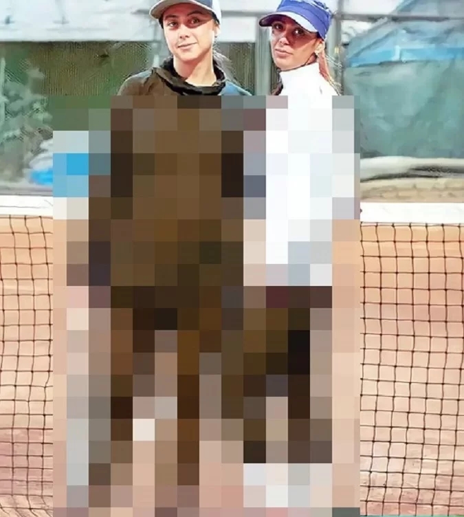 چهره متفاوت و بدون آرایش “ازاده صمدی” هنگام تنیس دیده شد/ عکس