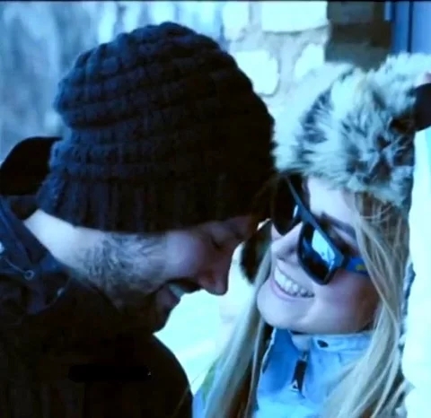 رمانتیک ترین عکس از “شاهرخ استخری” و زنش/ عکس