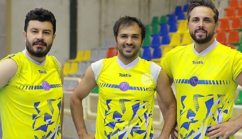 تصاویر/ تولد آقای مجری در کنار همسر محجبه اش!