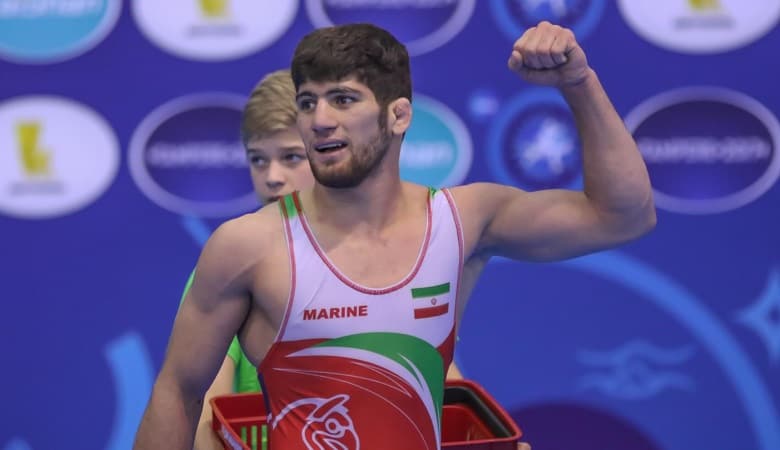 گلایه عجیب برادر کشتی گیر ایرانی: او تمرین نمیکند، فقط درگیر «گیم» است!