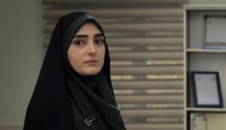 عکس مانتویی از مجری چادری صداوسیما