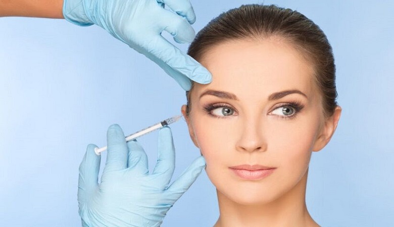 هشدار جدی؛ تزریق ژل و بوتاکس برای این افراد ممنوع!