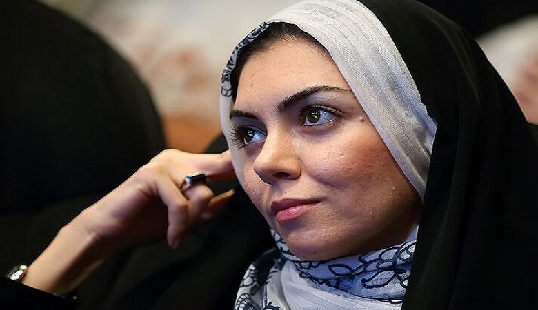 فال ابجد امروز  دوشنبه 16 بهمن 1402/ رازت را به هر کسی نگو