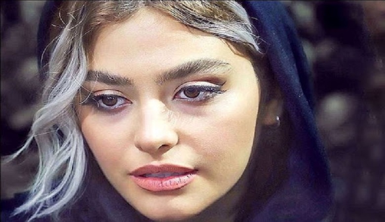 عکس شکارشده از لحظه اول دیدار امیر تتلو و مادرش در دادگاه