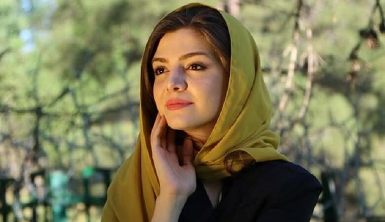 بازیگر ایرانی ایتالیایی در کنار دریاچه چیتگر