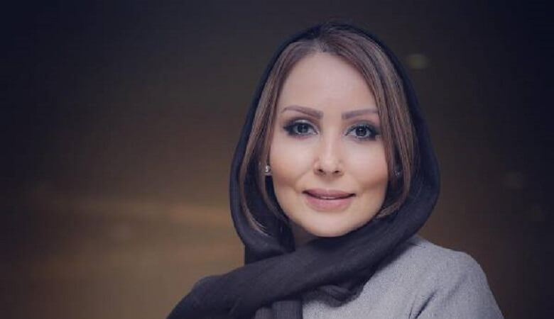 عکس/ انتقاد شدید پرستو صالحی از شایعهها درباره سیگاری بودنش